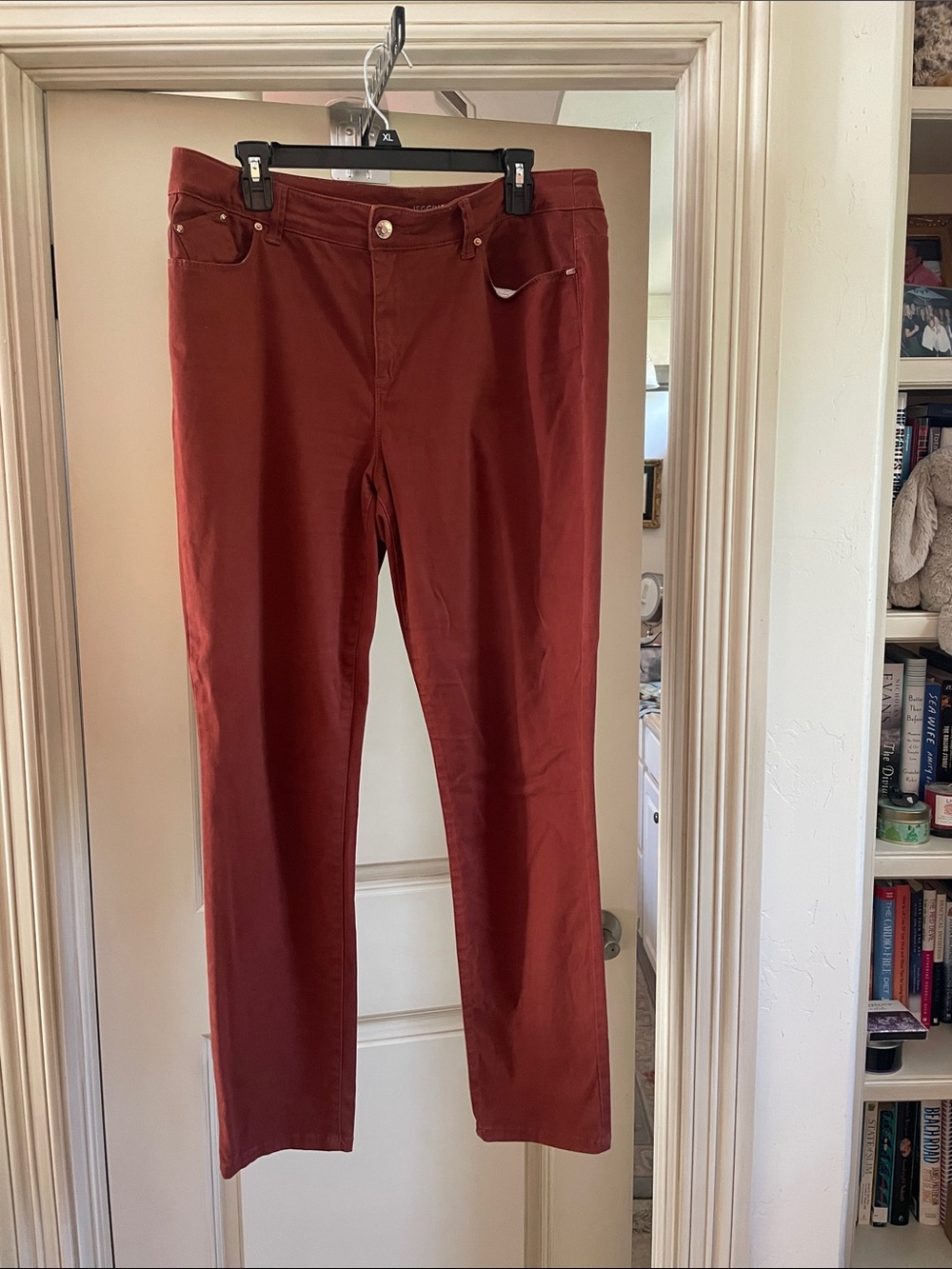 Chicos Platinum Jeggings